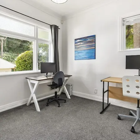 Peaceful & Private City Cottage With Carparks Wellington Exterior photo